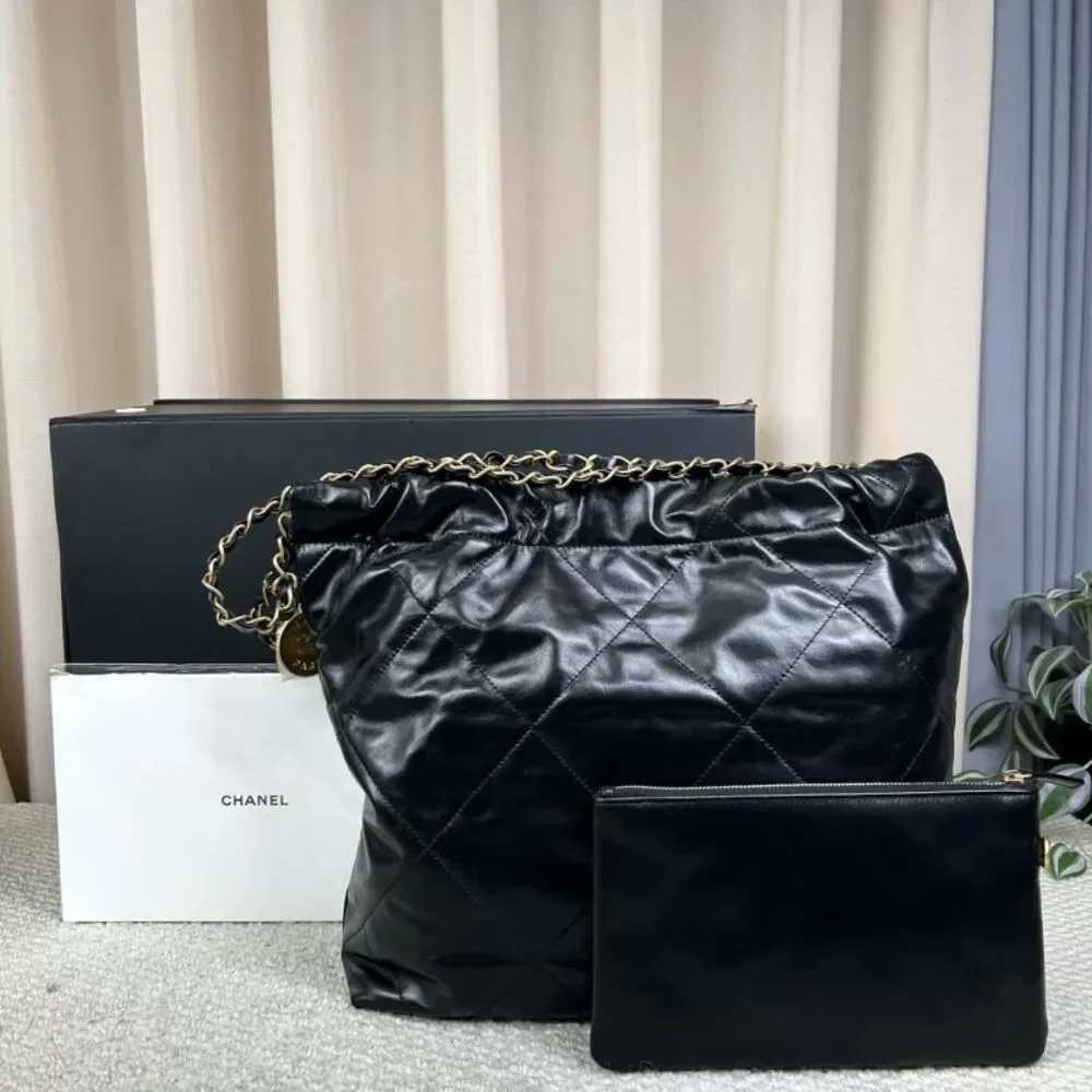 Chanel Women Pre-Loved Bag Very Good Condition